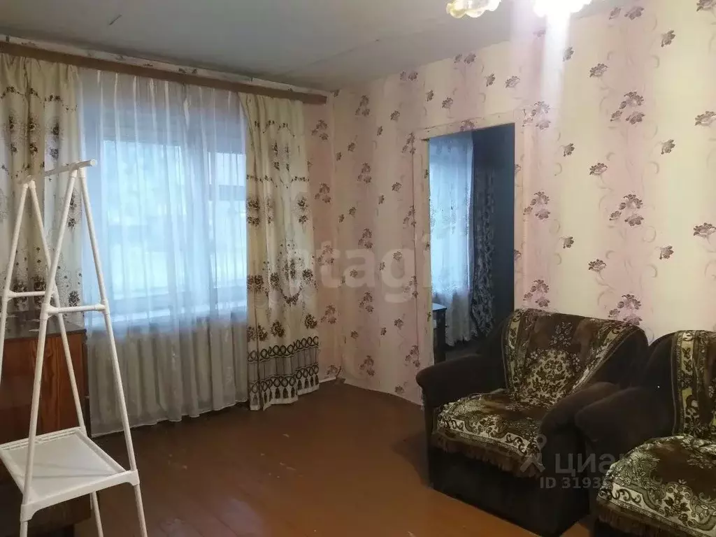 2-к кв. Смоленская область, Вязьма ул. Ленина, 42 (44.4 м) - Фото 1