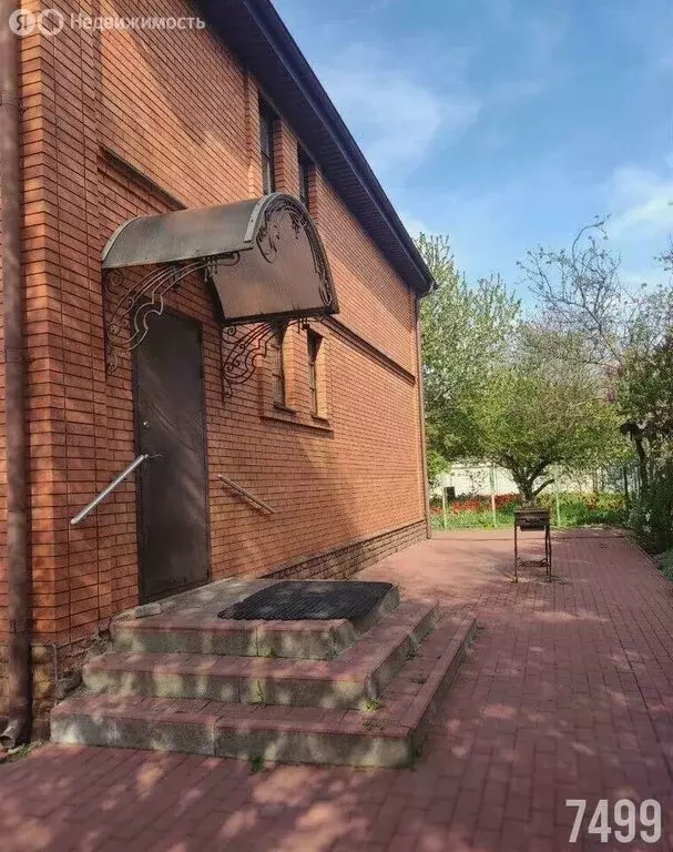 Дом в посёлок Янтарный, Пограничная улица, 7 (227.9 м) - Фото 1
