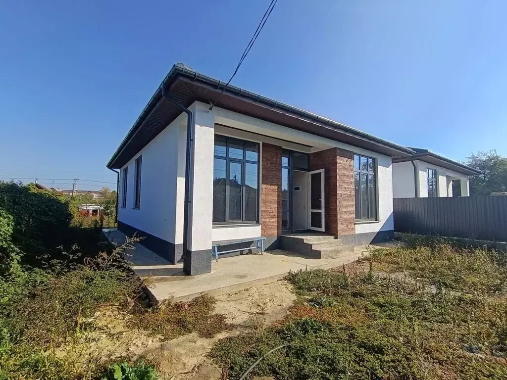 Дом в Краснодарский край, Крымск Нефтяная ул., 3 (105 м) - Фото 1