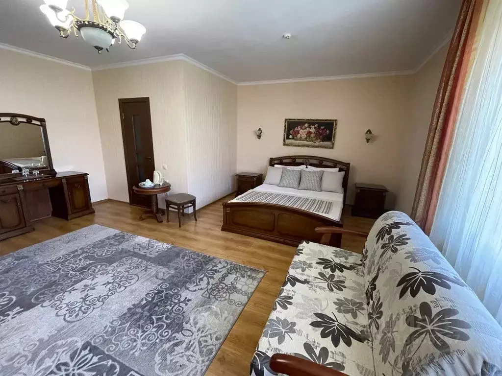 Комната Крым, Ялта муниципальный округ, Гаспра пгт ш. Алупкинское, 56А - Фото 0