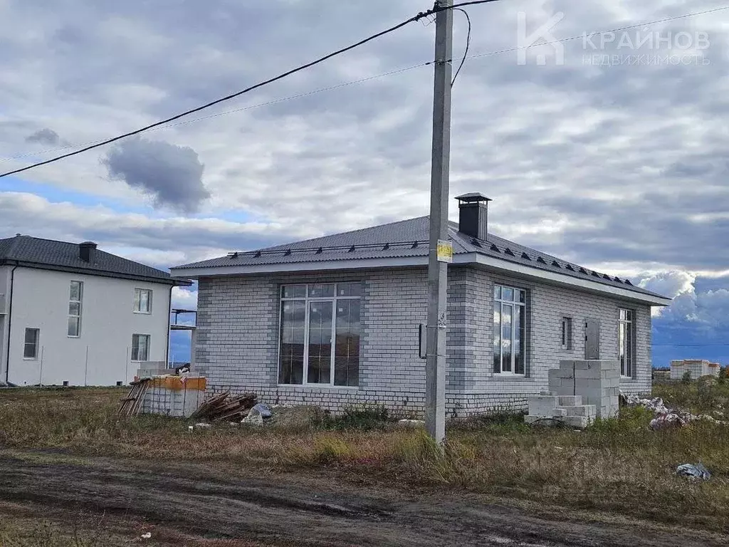 Дом в Воронежская область, Рамонский район, с. Новоживотинное ул. 40 ... - Фото 1