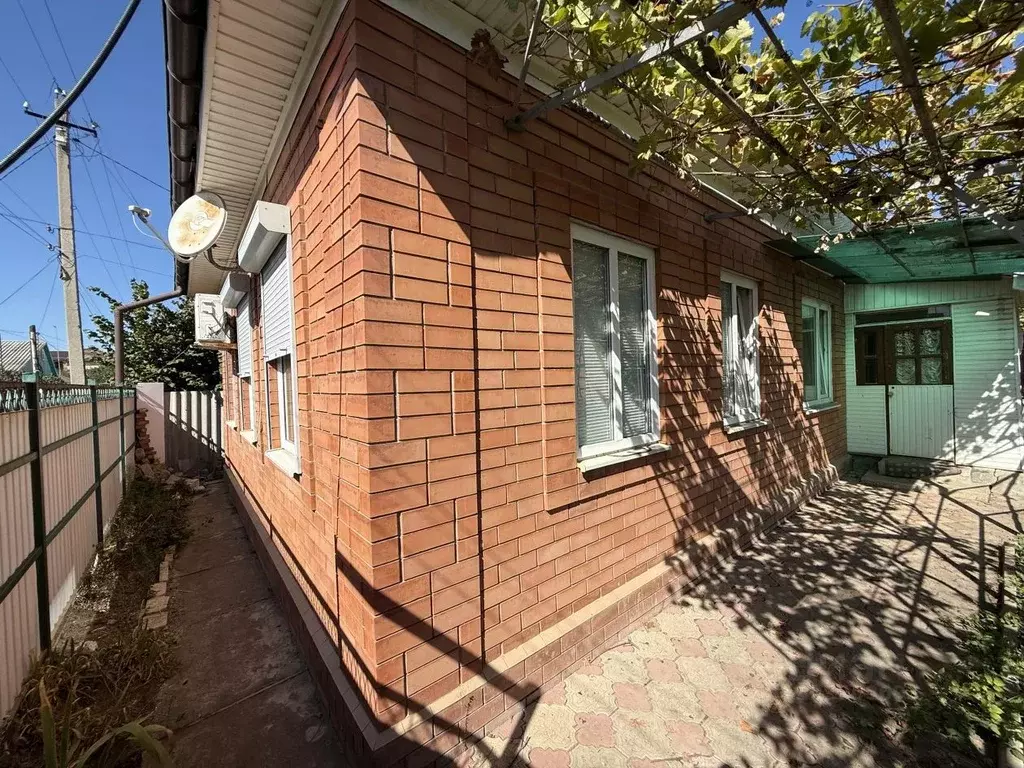 Дом в Краснодарский край, Ейск пер. 2-й Балабанова (88 м) - Фото 2