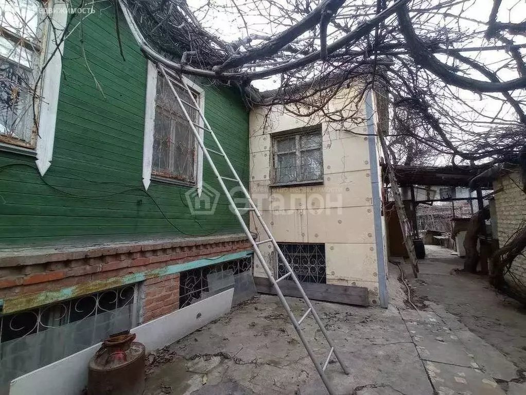 Дом в Волгоград, Чебоксарская улица, 22 (151.9 м) - Фото 0