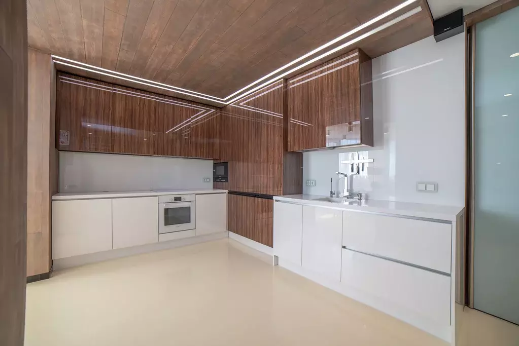 Продаётся 2-к квартира, 78 м - Фото 0