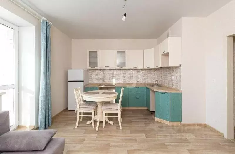 Студия Тюменская область, Тюмень ул. Верхнетарманская, 1 (28.9 м) - Фото 1