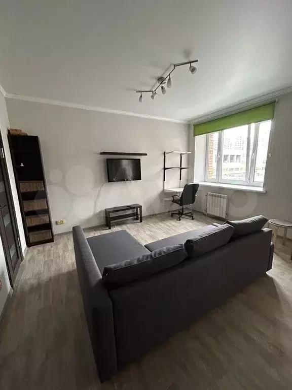 1-к. квартира, 40 м, 2/14 эт. - Фото 1