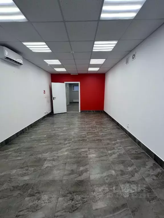 Помещение свободного назначения в Ленинградская область, Выборг просп. ... - Фото 2