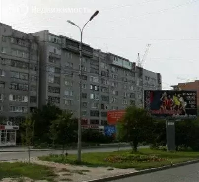 3-комнатная квартира: Тюмень, улица Елизарова, 74 (61 м) - Фото 1