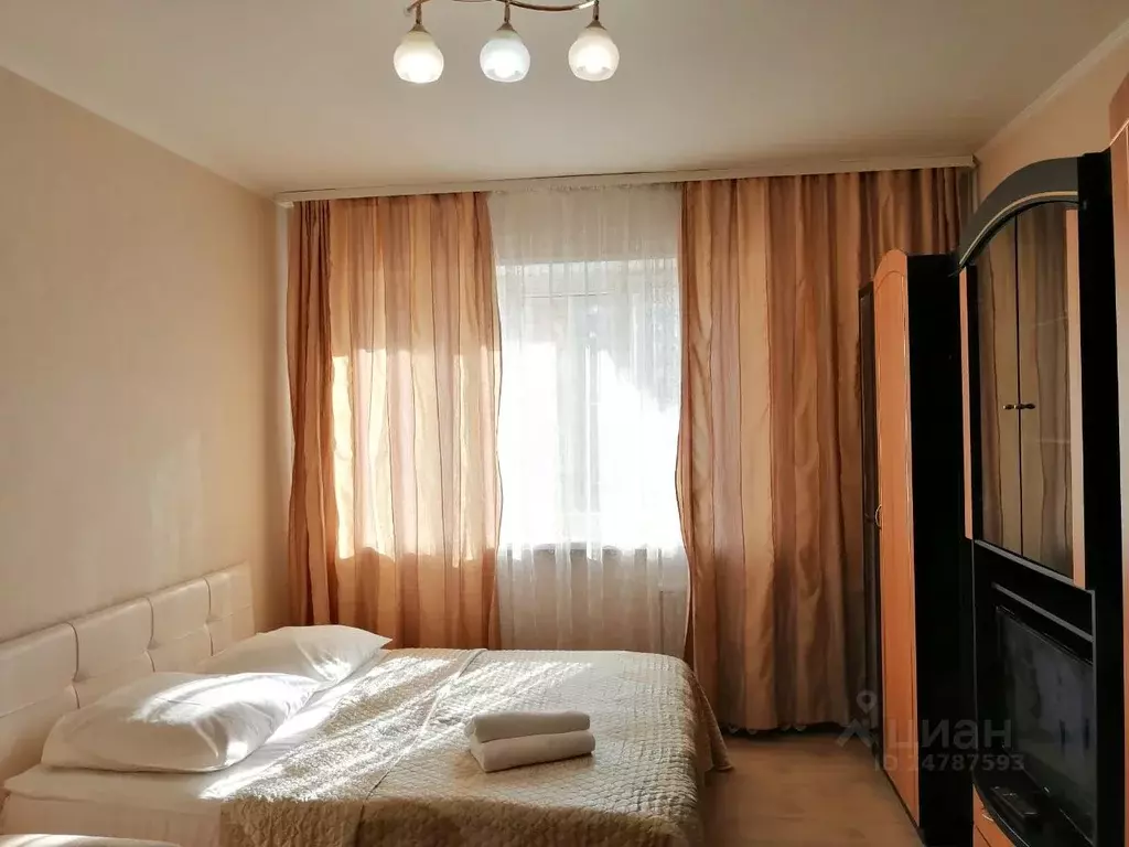 1-к кв. Красноярский край, Красноярск ул. Авиаторов, 23 (32.0 м) - Фото 0