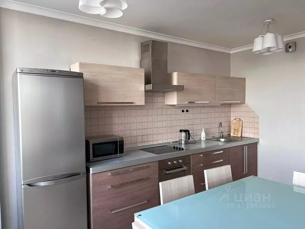 2-к кв. Новосибирская область, Новосибирск ул. Гоголя, 44 (90.0 м) - Фото 0