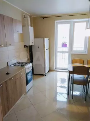 1-к. квартира, 42 м, 6/9 эт. - Фото 0