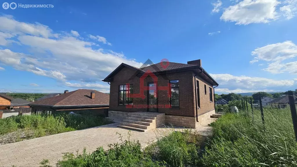 Дом в Ессентуки, улица Средняя Аллея, 24 (170 м) - Фото 0