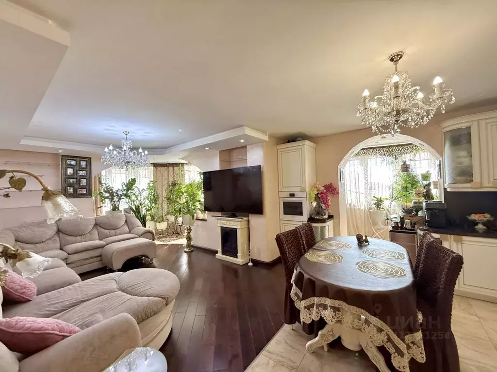 3-к кв. Московская область, Реутов Юбилейный просп., 39 (107.0 м) - Фото 0
