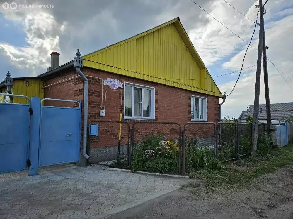 Дом в село Октябрьское, Советская улица, 149 (104.3 м) - Фото 0