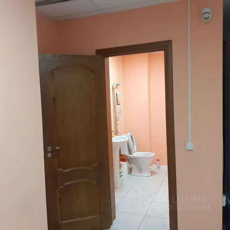 Офис в Курская область, Курск просп. Вячеслава Клыкова, 9В (50 м) - Фото 1