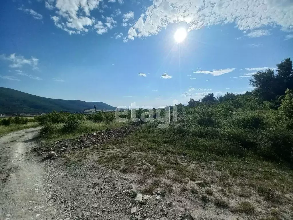 Участок в Краснодарский край, Геленджик городской округ, с. Кабардинка ... - Фото 1