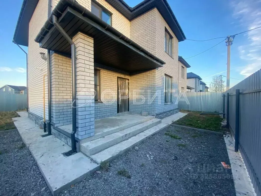 Дом в Тюменская область, Тюменский муниципальный округ, пос. ... - Фото 1