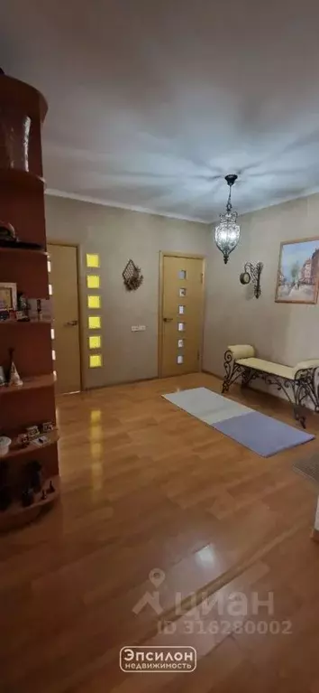 3-к кв. Курская область, Курск Студенческая ул., 30 (75.0 м) - Фото 1