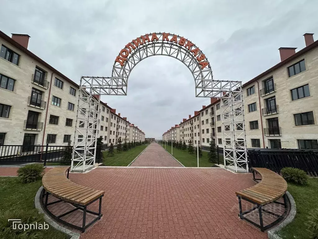 1-к кв. Кабардино-Балкария, Нальчик ул. Шогенова, 55к44 (97.0 м) - Фото 1