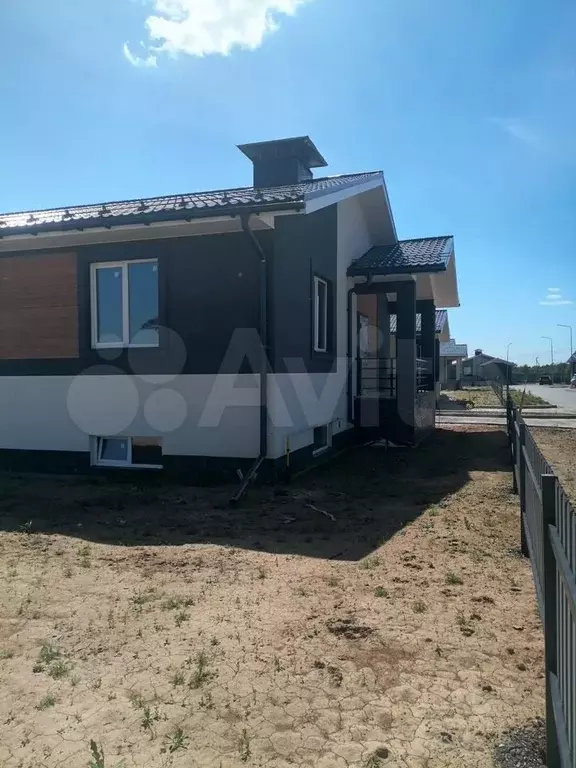 Дом 226 м на участке 9 сот. - Фото 1