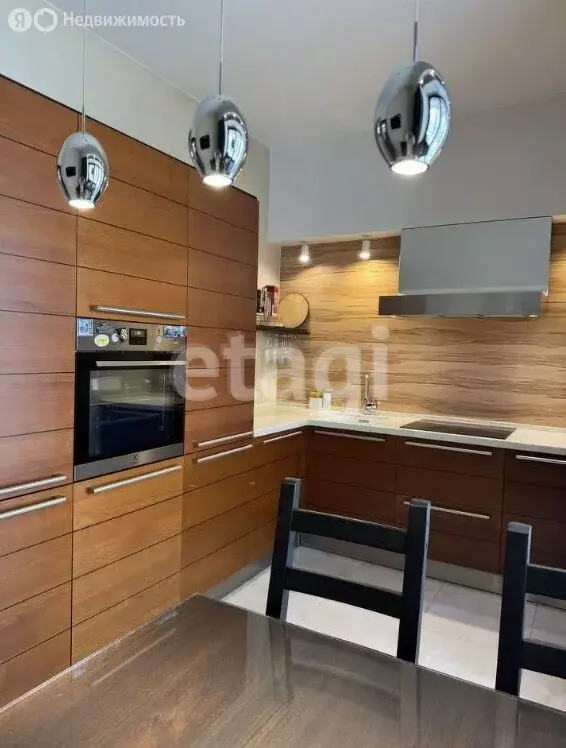 2-комнатная квартира: Ангарск, 30-й микрорайон, 6 (60 м) - Фото 1