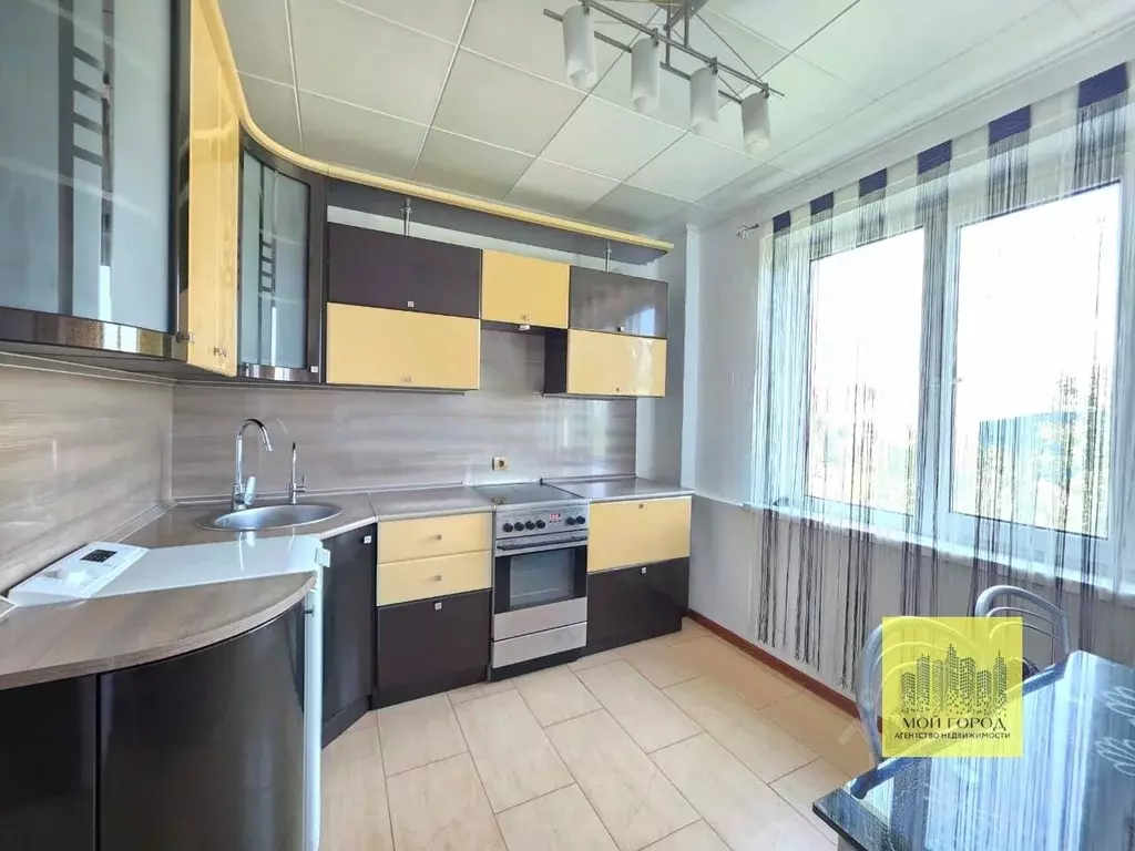 2-к кв. Ханты-Мансийский АО, Пыть-Ях 5-й Солнечный мкр, 15 (49.8 м) - Фото 1