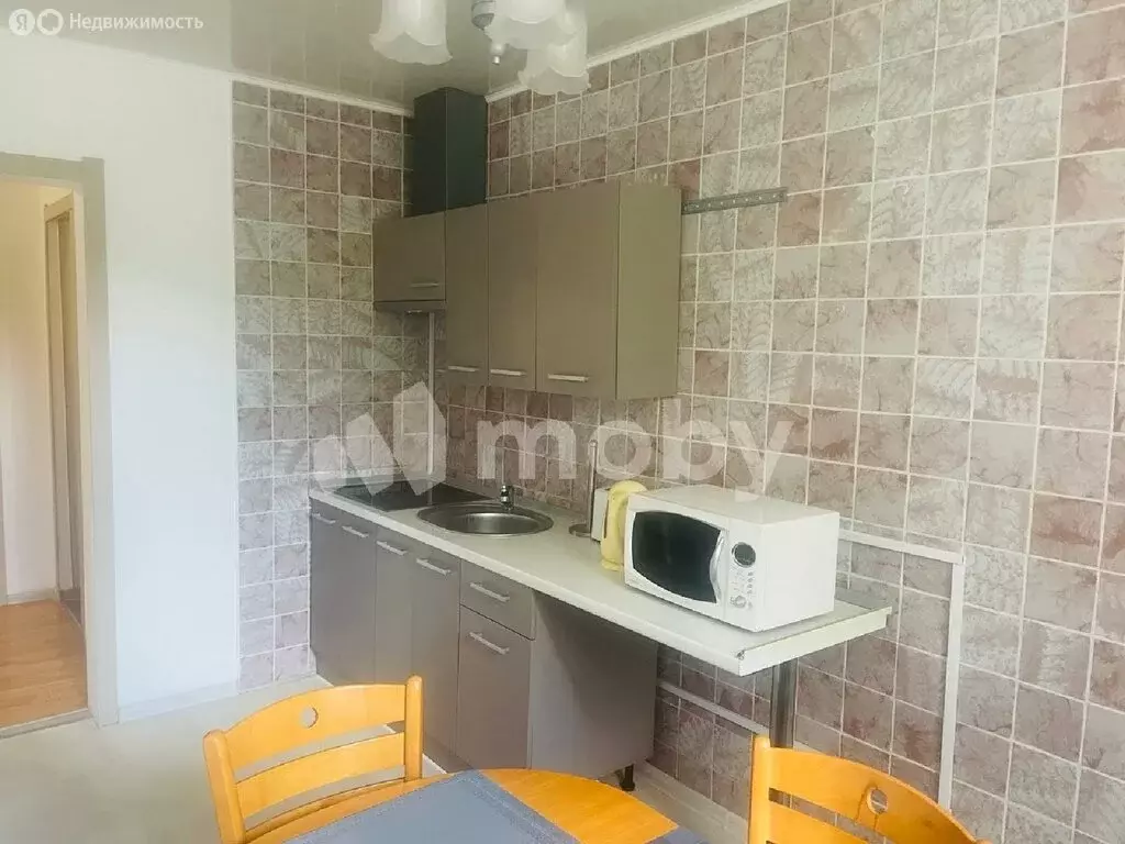 3-комнатная квартира: Калининград, Земельная улица, 8-8А (73.6 м) - Фото 1