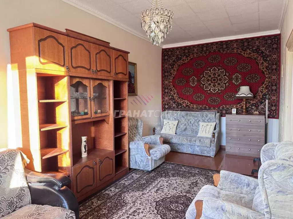 1-к кв. Омская область, Омск ул. 7-я Линия, 181 (37.4 м) - Фото 1