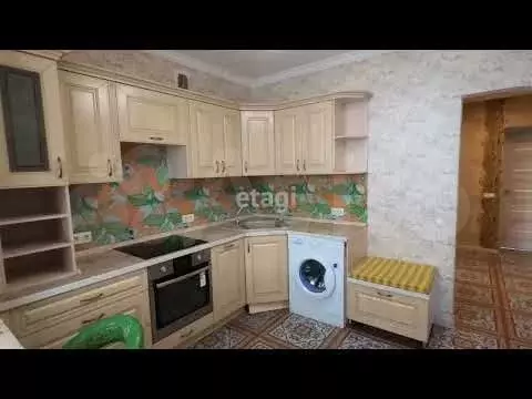 2-к. квартира, 60 м, 2/9 эт. - Фото 1