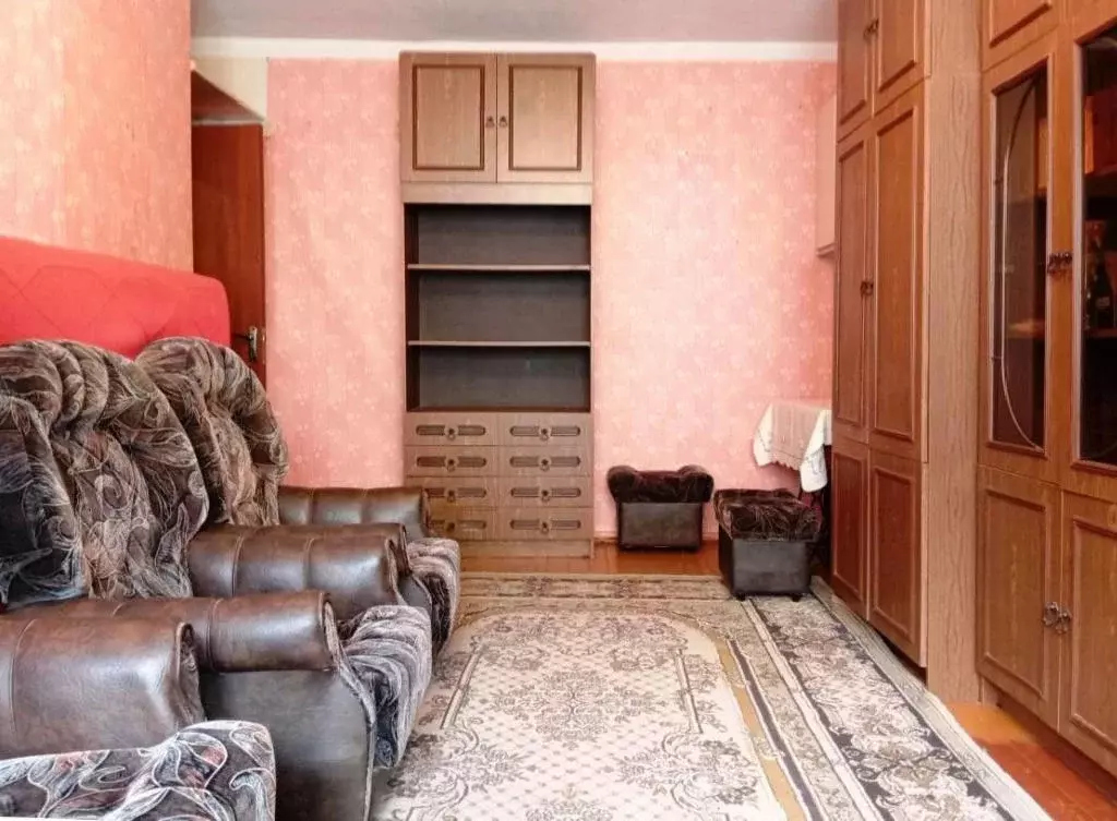 Продается комната в 7-комнатной квартире - Фото 2