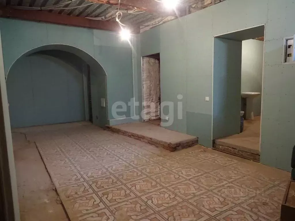 Офис в Саратовская область, Саратов ул. Имени Н.Г. Чернышевского, 184 ... - Фото 2