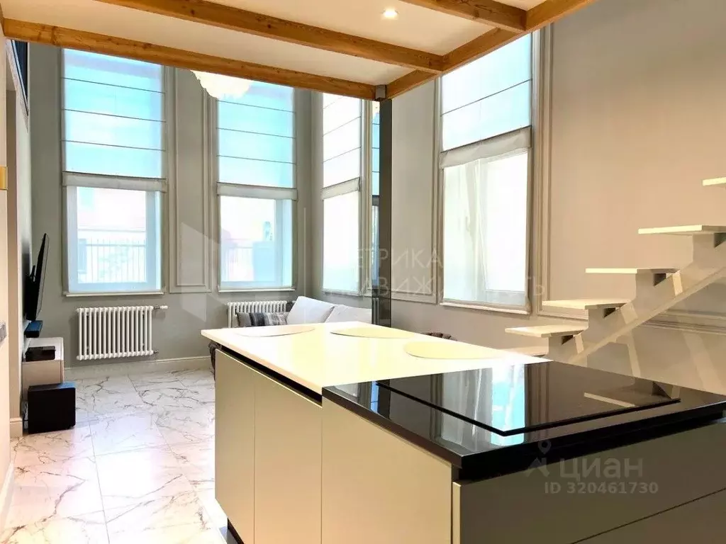 1-к кв. Тюменская область, Тюмень ул. Усиевича, 16 (58.0 м) - Фото 1