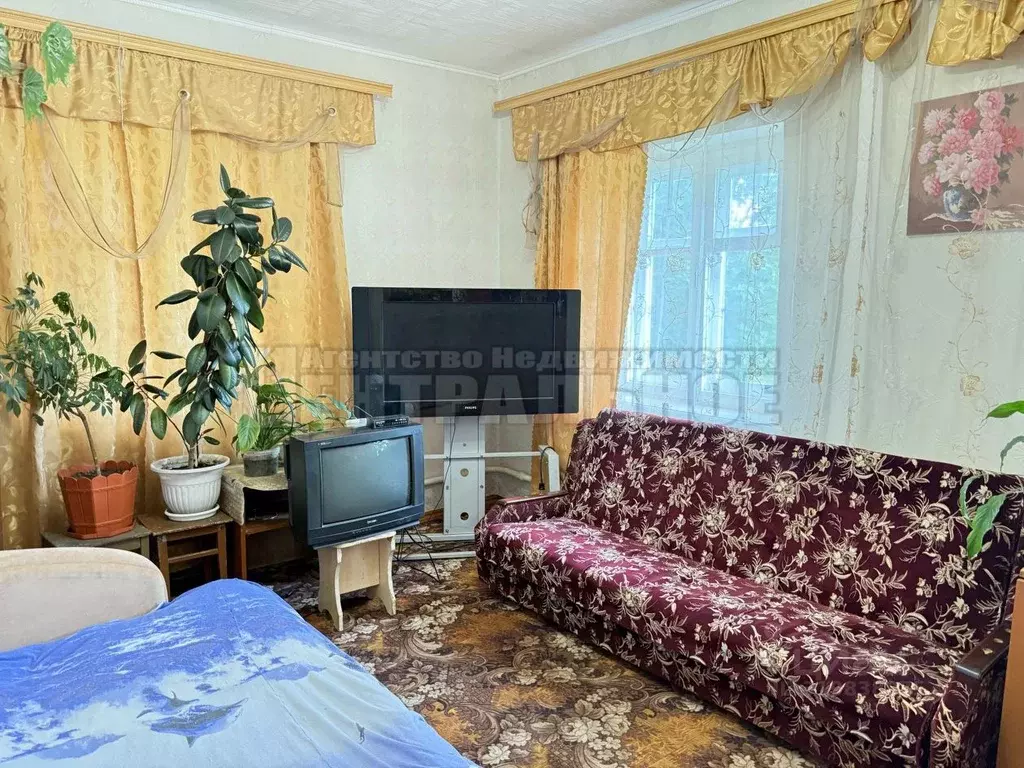 Дом в Смоленская область, Смоленск Южная ул., 23 (49 м) - Фото 1