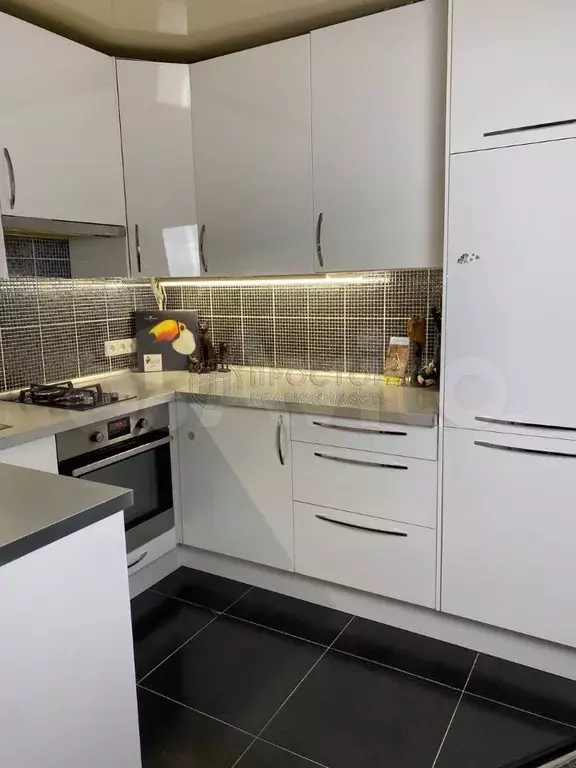 1-к. квартира, 42 м, 1/9 эт. - Фото 0