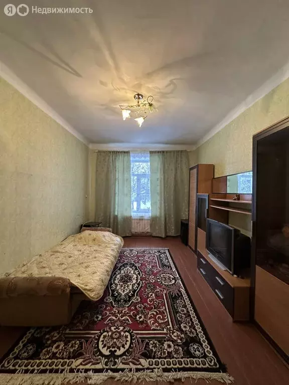 3-комнатная квартира: Нижний Тагил, проспект Вагоностроителей, 8 (64 ... - Фото 1