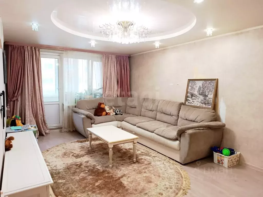 3-к кв. Тюменская область, Тюмень Малая Боровская ул., 38 (85.4 м) - Фото 1