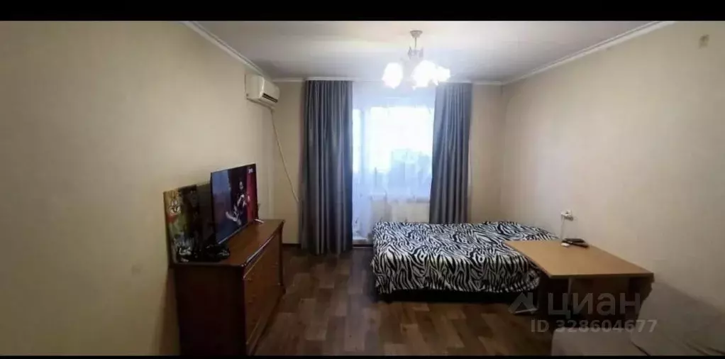 1-к кв. Тюменская область, Тюмень 6-й мкр, проезд 9 Мая, 7к1 (45.0 м) - Фото 1