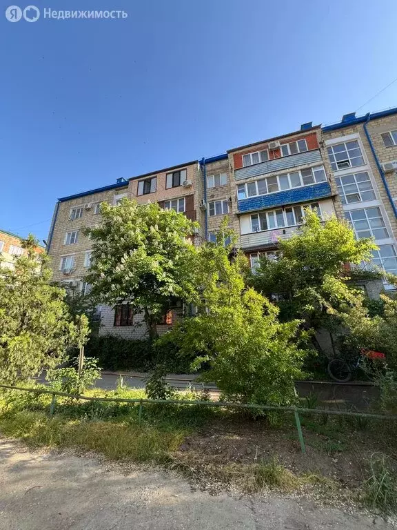 2-комнатная квартира: Каспийск, улица Байрамова, 8 (53.8 м) - Фото 1