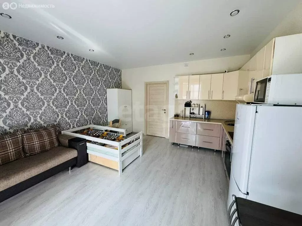 Квартира-студия: Казань, улица Азата Аббасова, 7 (29.9 м) - Фото 1