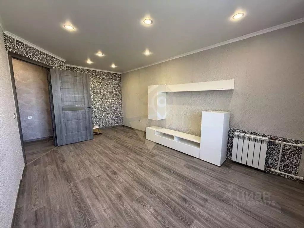 2-к кв. Белгородская область, Старый Оскол бул. Дружбы, 8 (35.0 м) - Фото 1