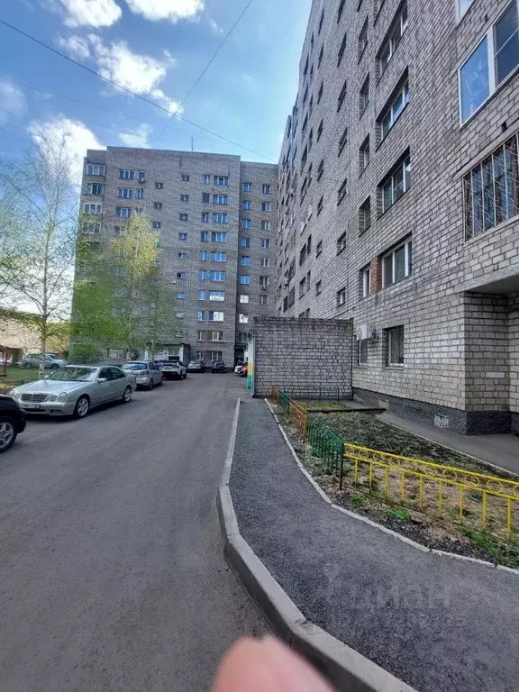 3-к кв. Красноярский край, Красноярск ул. Дубенского, 4А (60.4 м) - Фото 0