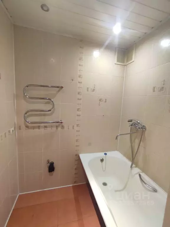 3-к кв. Кемеровская область, Кемерово ул. Патриотов, 18 (66.0 м) - Фото 2