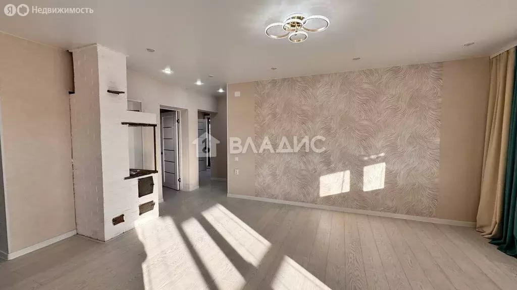 Дом в село Эрхирик, Родниковая улица, 19 (210 м) - Фото 1