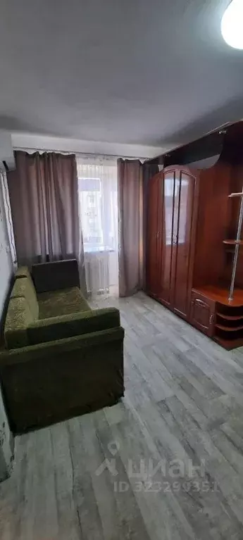 1-к кв. Ростовская область, Шахты просп. Победа Революции, 99 (30.0 м) - Фото 1