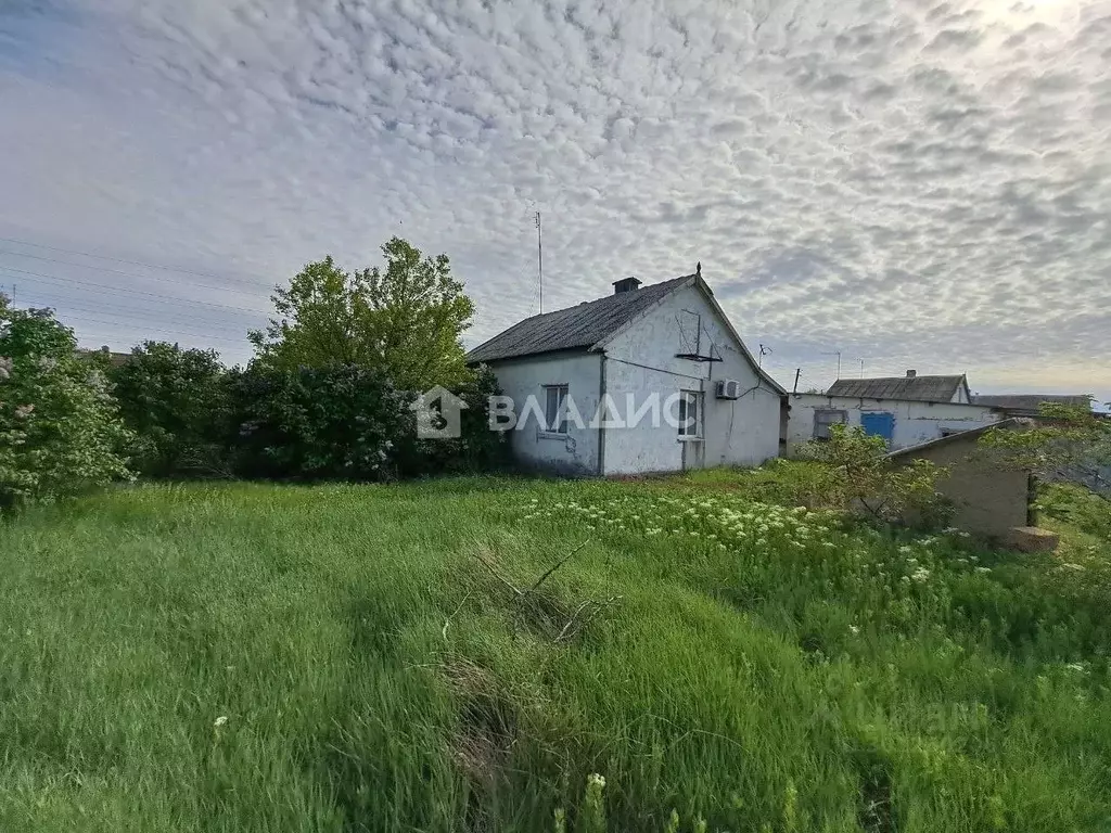 Дом в Крым, Сакский район, с. Сизовка ул. Гагарина, 26 (40 м) - Фото 0