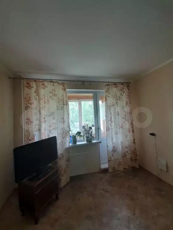 1-к. квартира, 42 м, 1/10 эт. - Фото 1