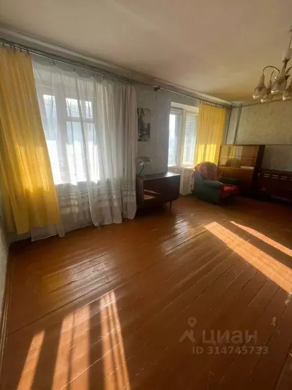 3-к кв. Саратовская область, Саратов ул. Большая Казачья, 59/65 (60.0 ... - Фото 0