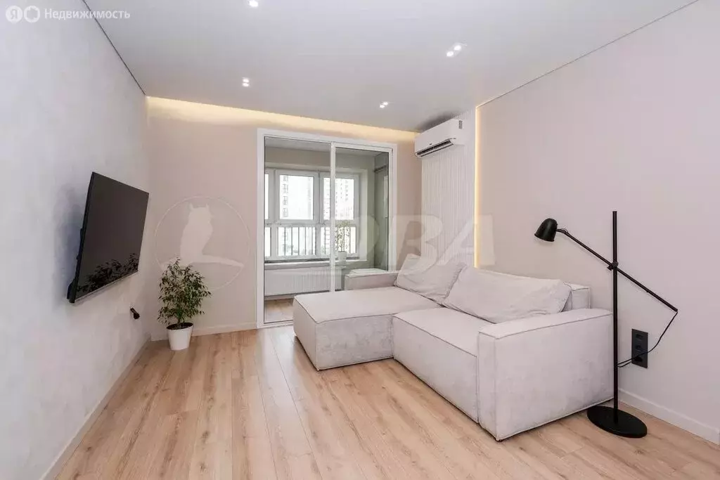 2-комнатная квартира: Тюмень, улица Николая Ростовцева, 26 (70 м) - Фото 1