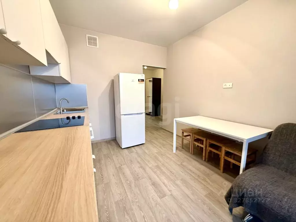 1-к кв. Татарстан, Казань ул. Чингиза Айтматова, 9 (40.0 м) - Фото 2