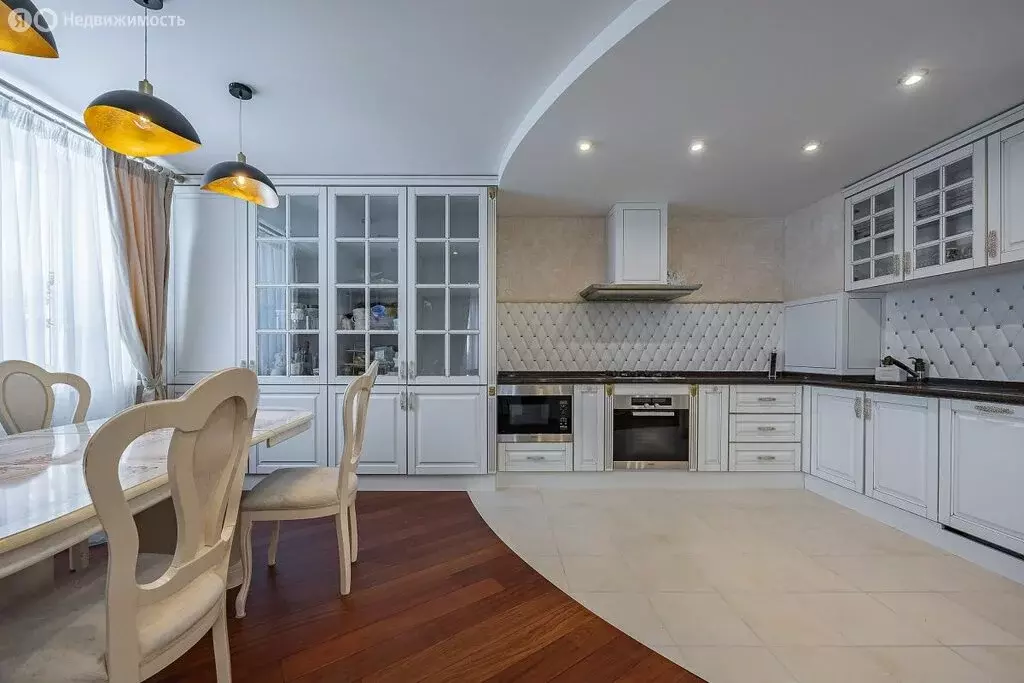 3-комнатная квартира: Нижний Новгород, Большая Покровская улица, 93Б ... - Фото 2